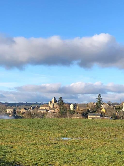 Boussac  Maisonnette De Charme Les Jardins De Lou מראה חיצוני תמונה